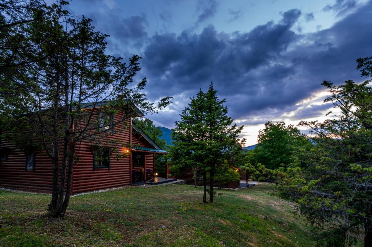 Chalet Likouresi Village Karpenisi Exterior photo